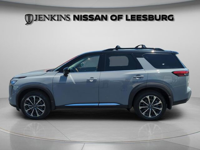 New 2026 Nissan Pathfinder Platinum FWD image 11
