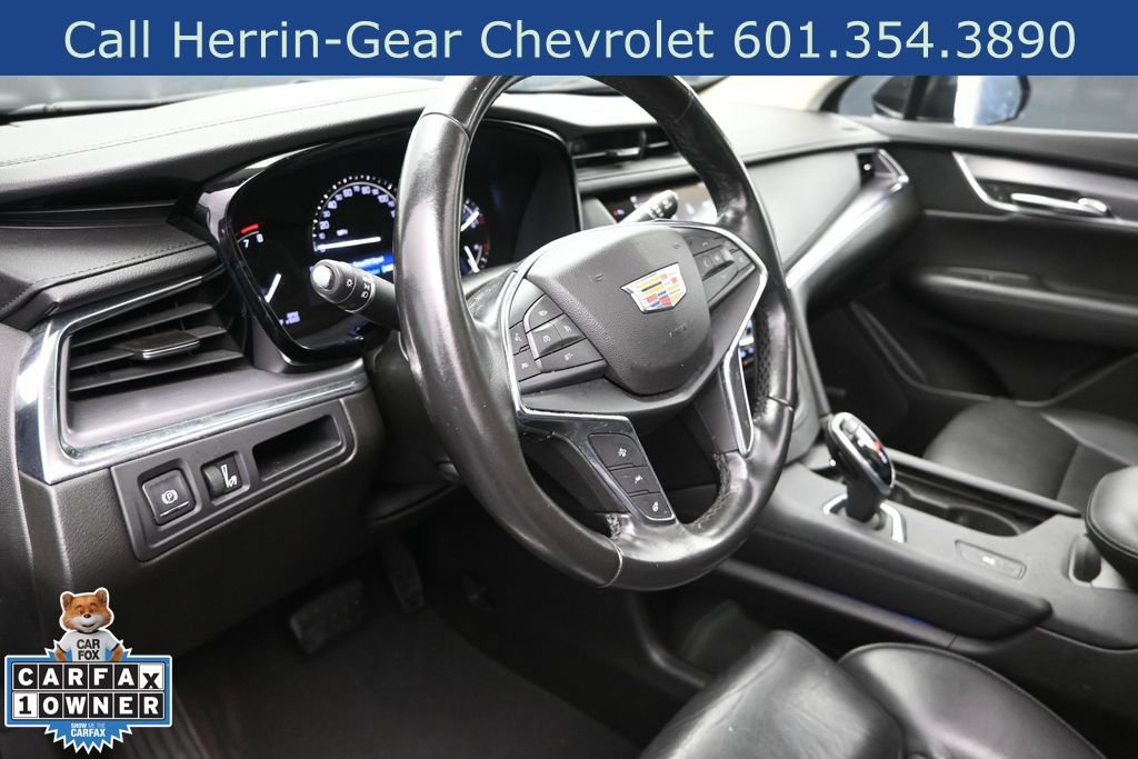Used 2019 Cadillac XT5 Luxury FWD image 12