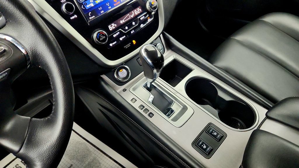 Used 2024 Nissan Murano SV w/ SV Midnight Edition Package AWD/4WD image 15