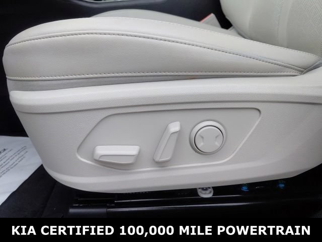Certified 2022 Kia Sorento S w/ Panoramic Sunroof Package FWD image 23