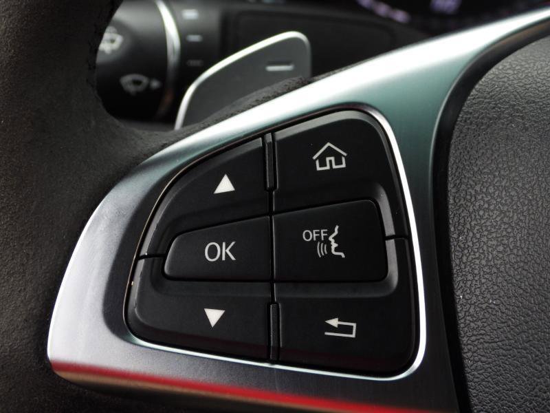 Used 2018 Mercedes-Benz C 300 Sport image 79