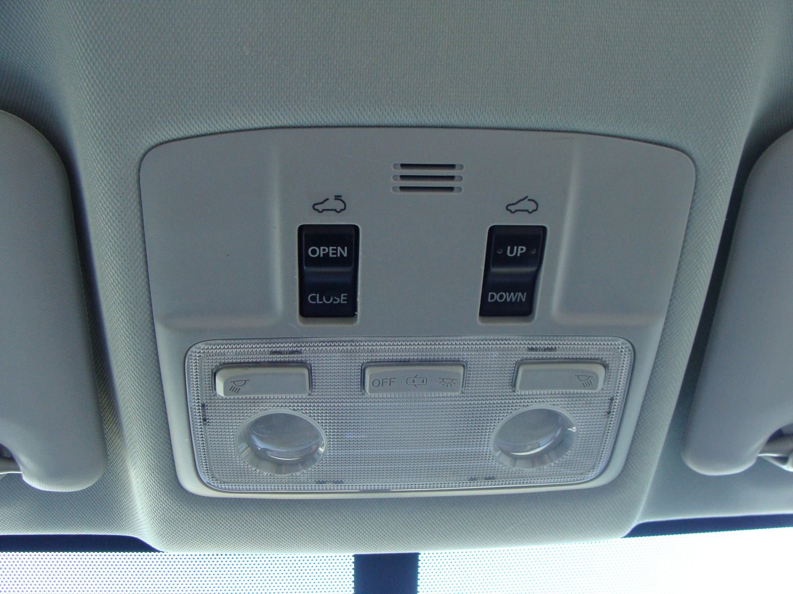 Used 2013 Toyota RAV4 XLE AWD/4WD image 28