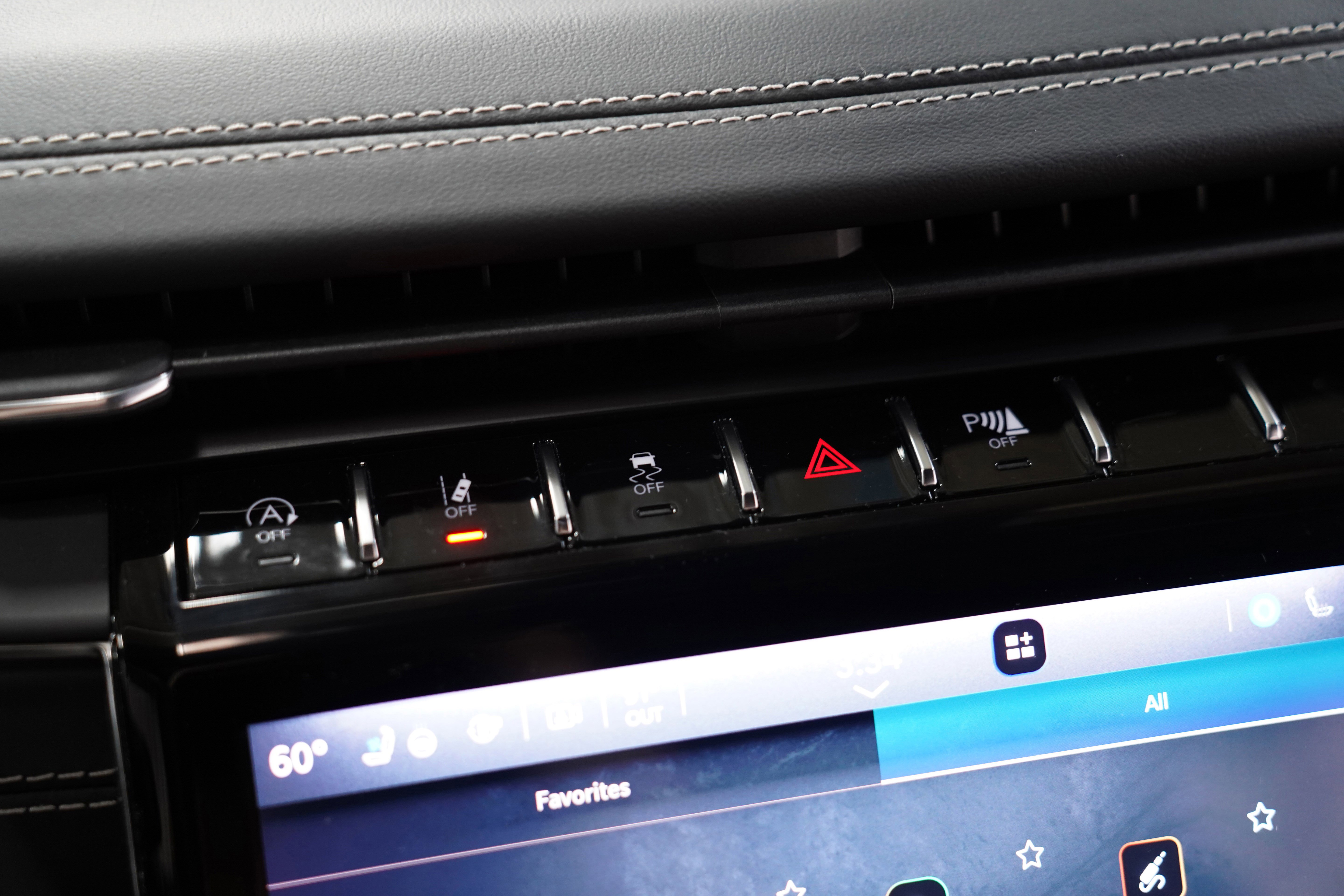 Used 2021 Jeep Grand Cherokee L Overland w/ Advanced Protech Group III image 29