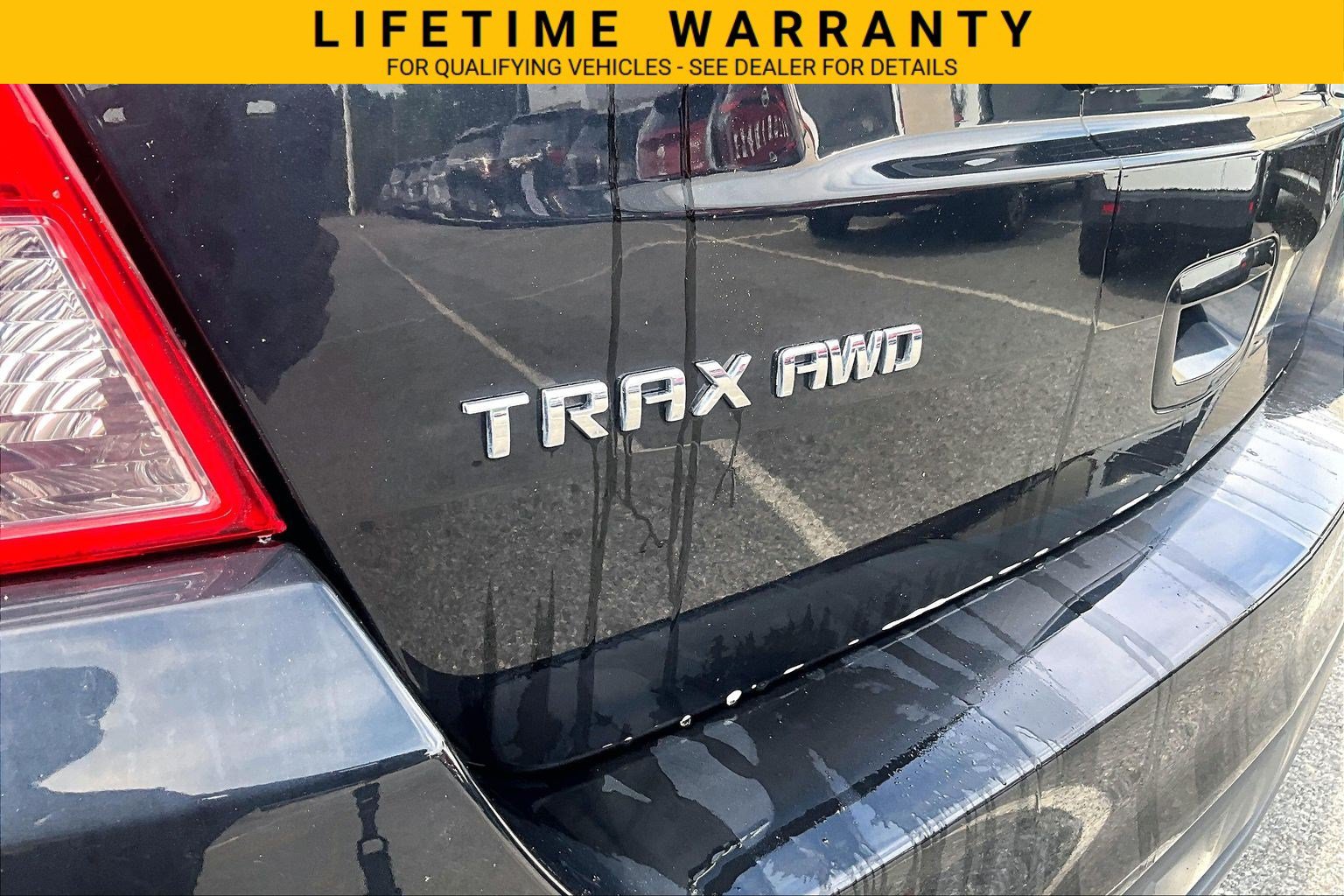 Used 2020 Chevrolet Trax LS w/ Tint and Cruise Package AWD/4WD image 7