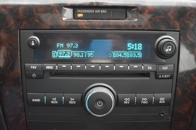 Used 2014 Chevrolet Impala LTZ FWD image 24