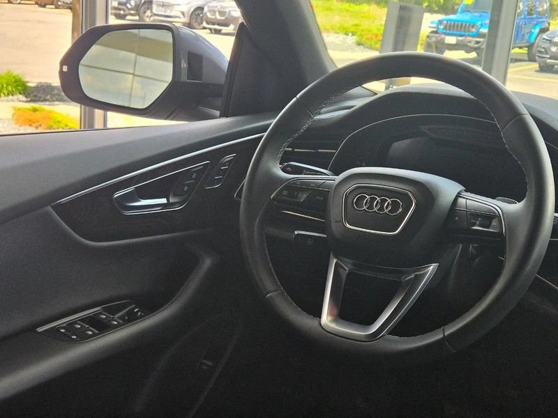 Used 2021 Audi Q8 Premium Plus AWD/4WD image 11