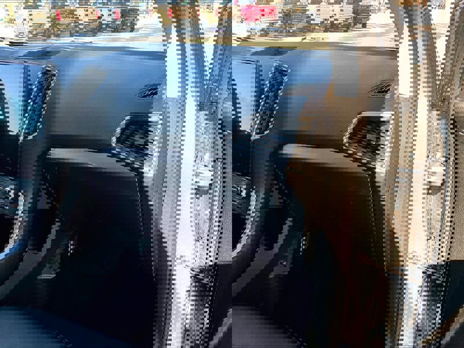 Used 2024 Ford Edge SEL image 13