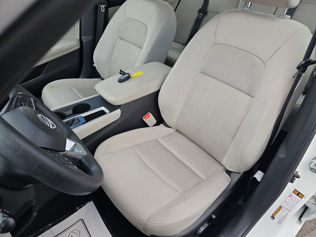 Used 2025 Nissan Altima 2.5 SV image 18