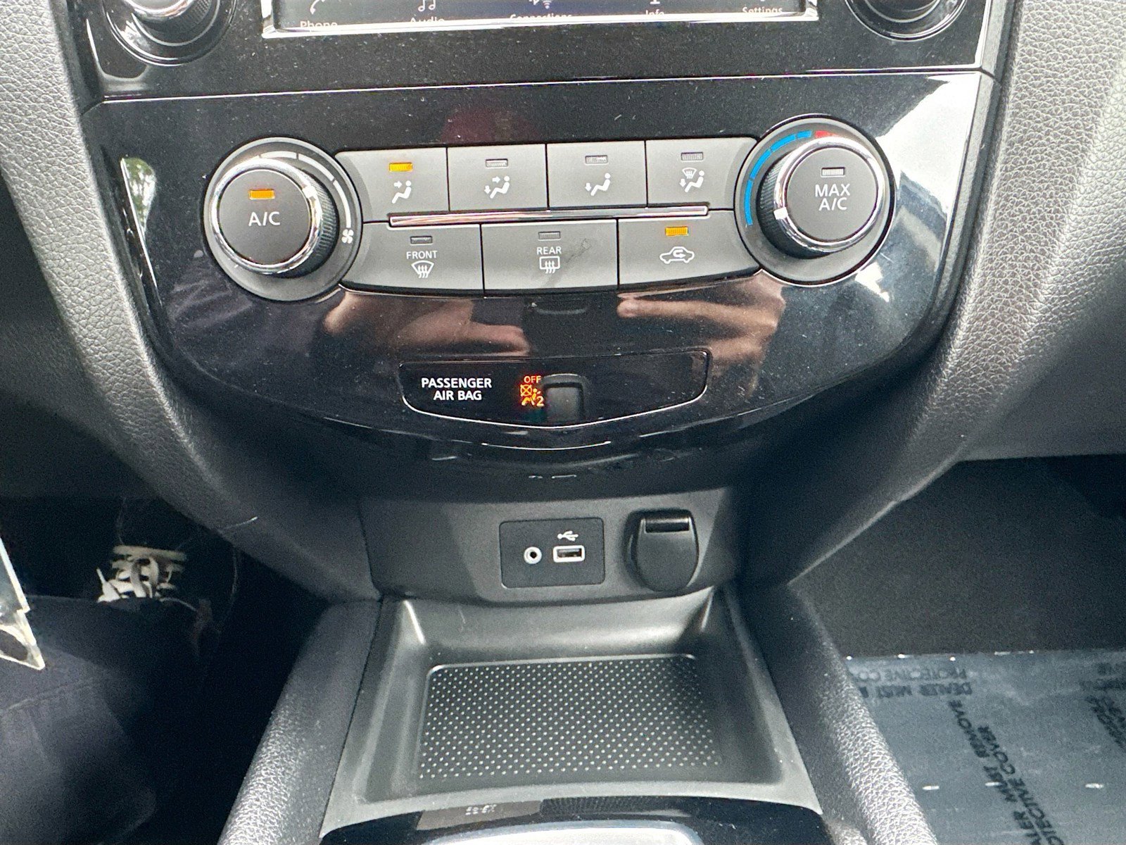 Used 2022 Nissan Rogue Sport S FWD image 16