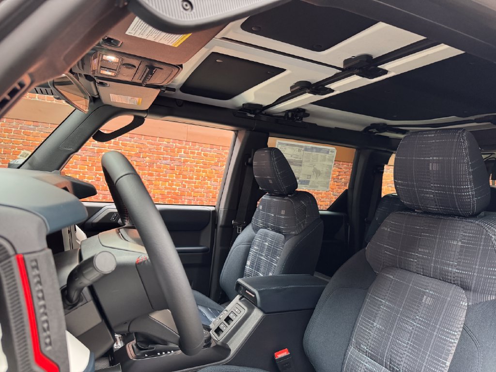 New 2026 Ford Bronco Heritage Edition AWD/4WD image 25