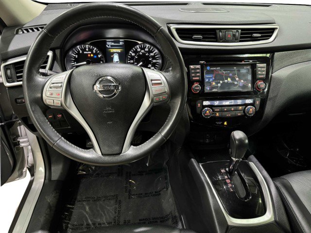 Used 2016 Nissan Rogue SL w/ SL Premium Package image 29