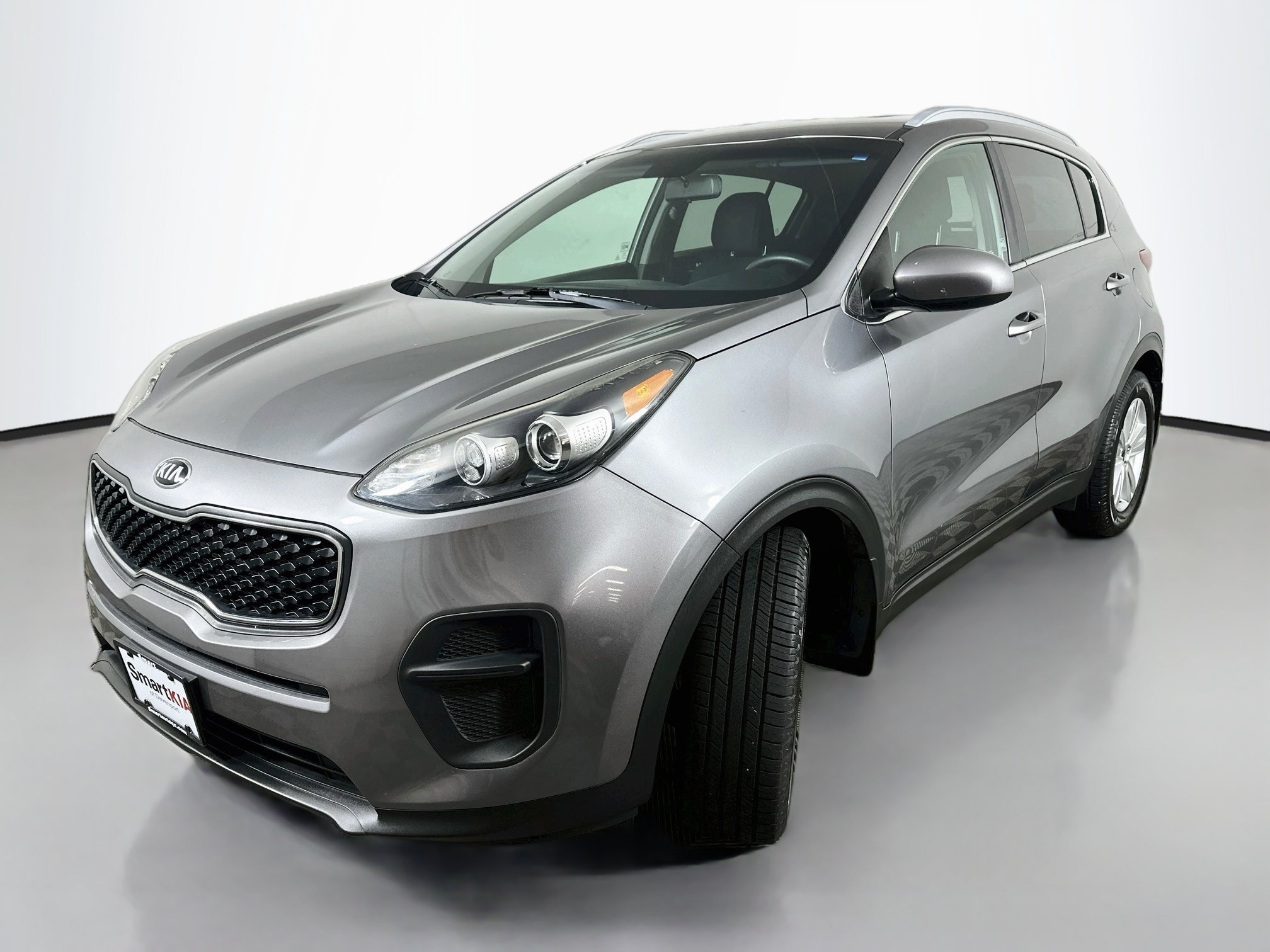 Used 2017 Kia Sportage LX w/ LX Popular Package FWD image 3