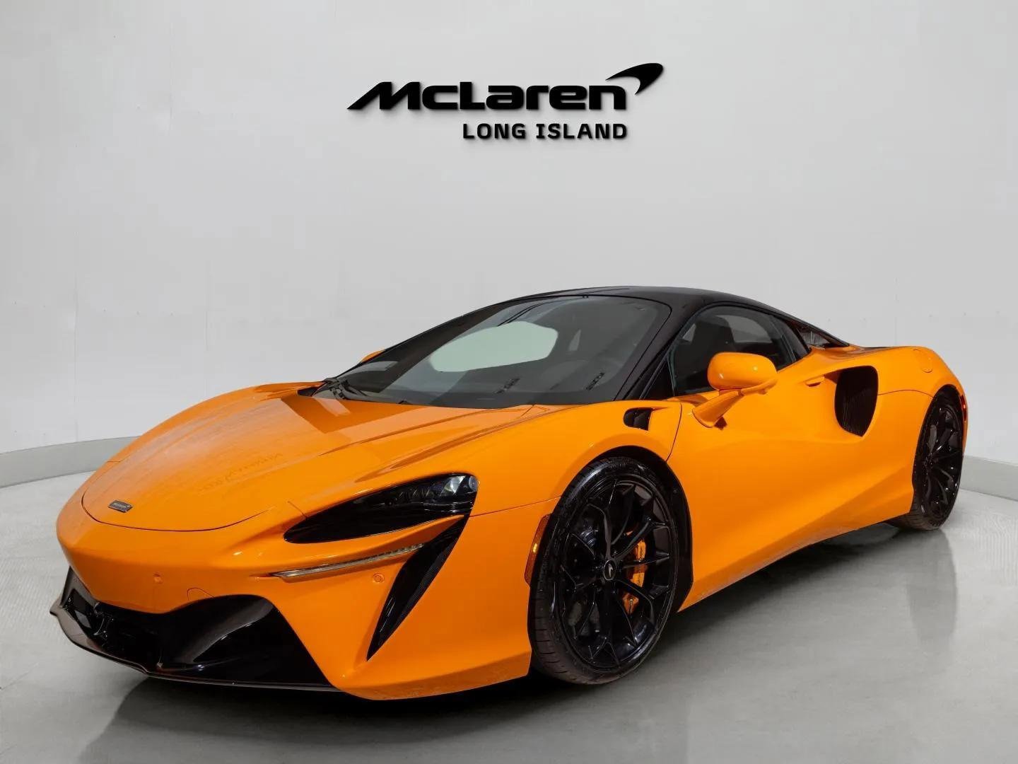 Used 2023 McLaren Artura