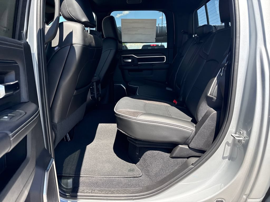 New 2026 RAM 2500 Laramie w/ Night Edition AWD/4WD image 24
