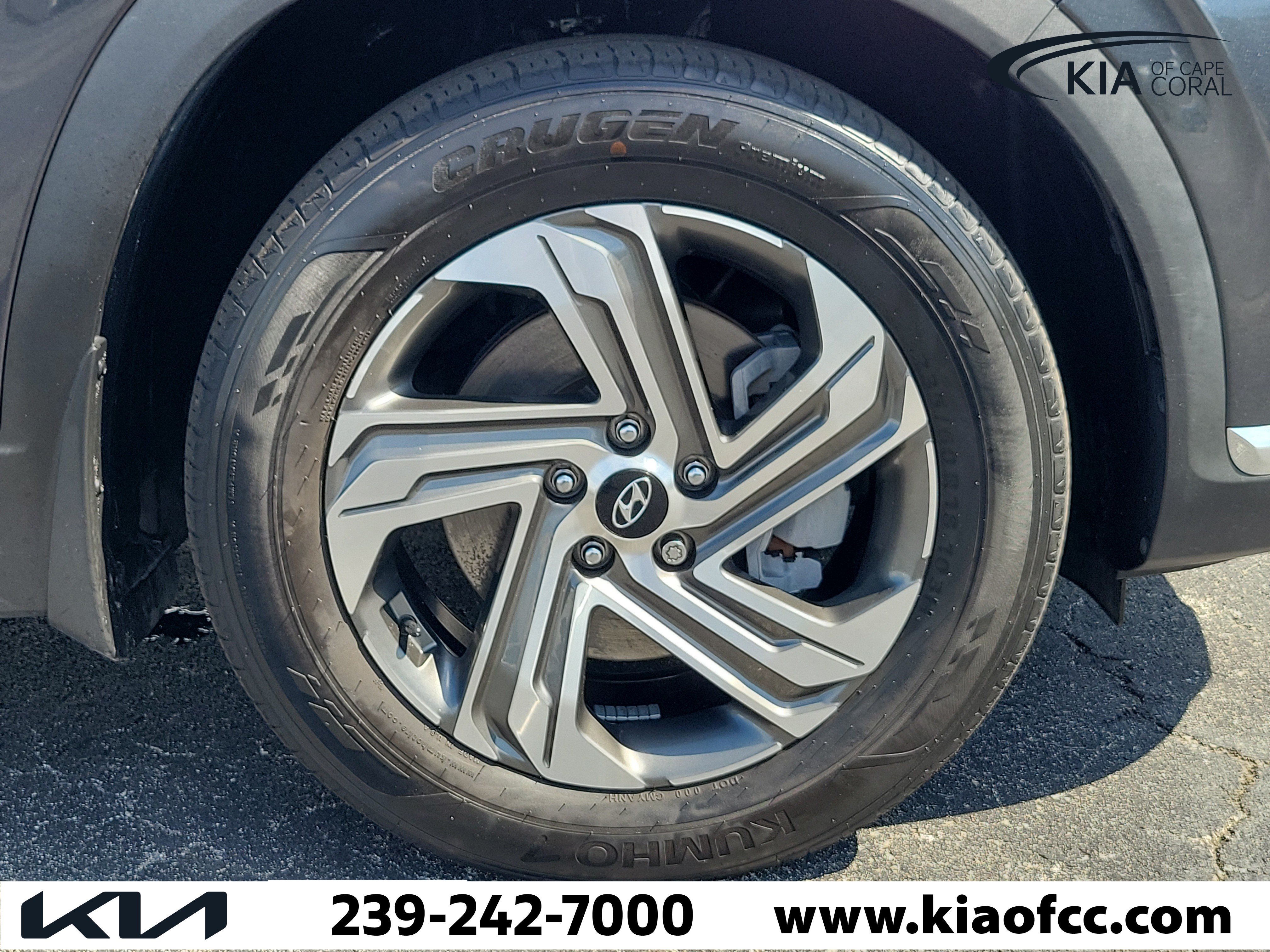 Used 2021 Hyundai Santa Fe SEL w/ Convenience + Premium Package FWD image 7