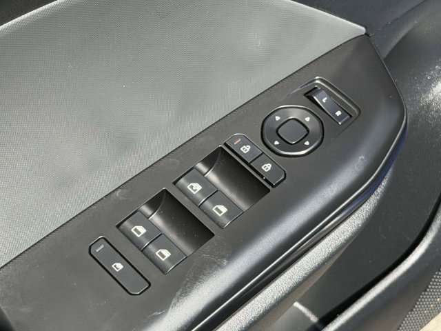 Used 2025 Kia K4 FWD image 18