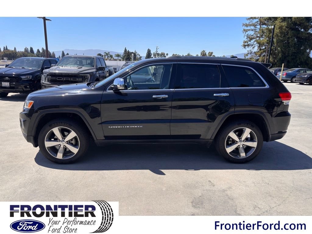 Used 2015 Jeep Grand Cherokee Limited w/ Trailer Tow Group IV AWD/4WD image 3