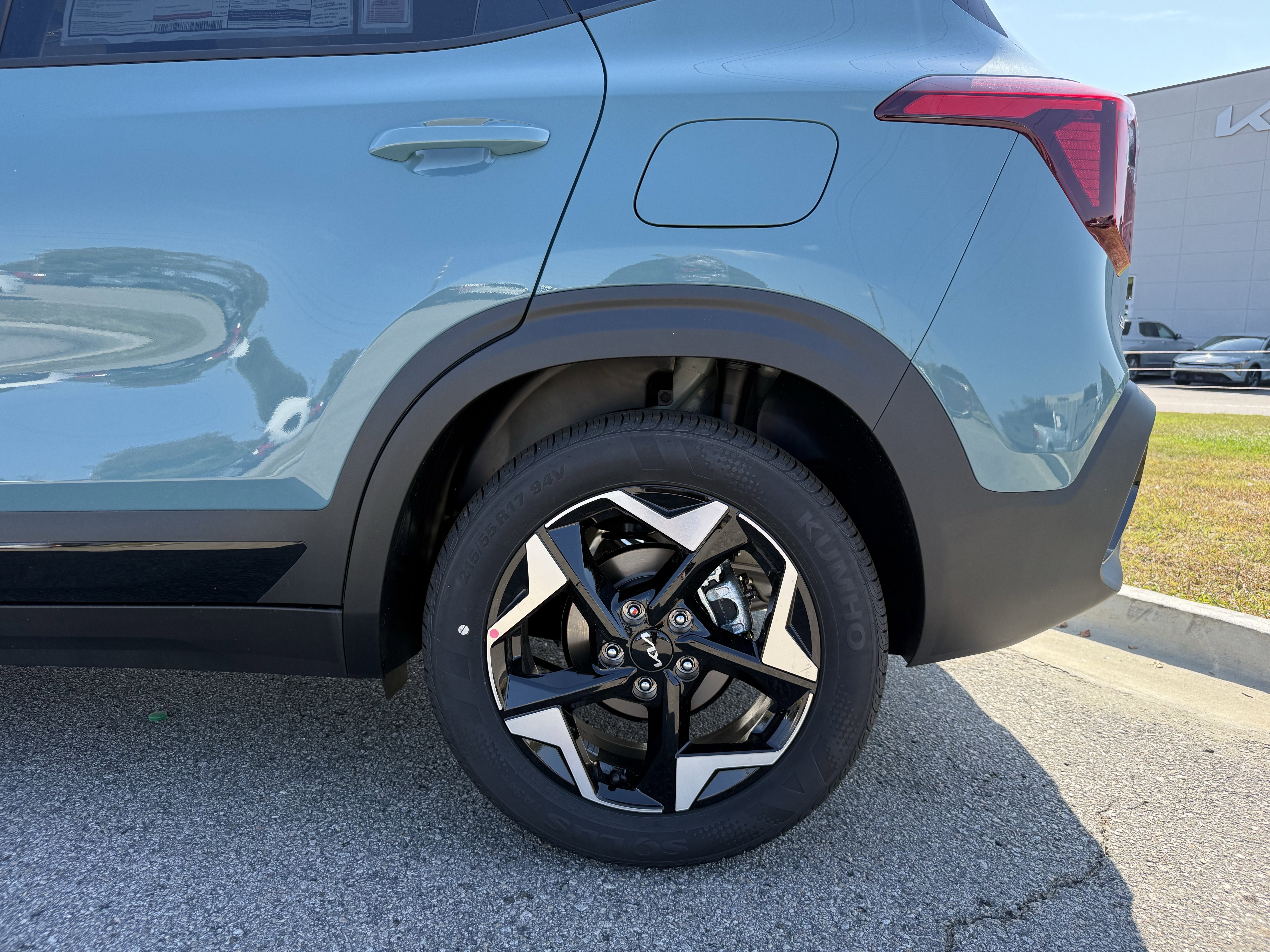 New 2026 Kia Seltos S image 24