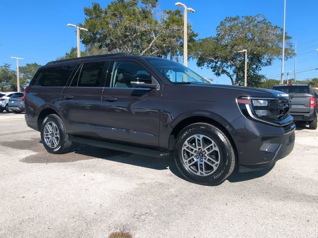 New 2025 Ford Expedition Max Active image 2