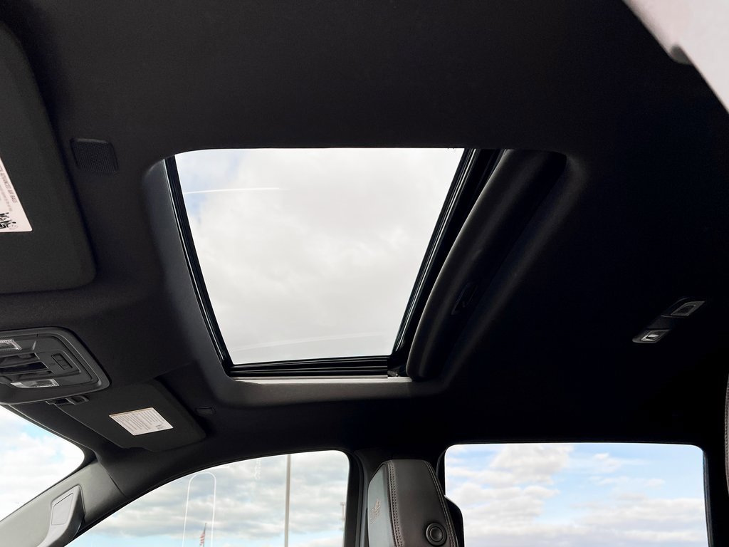 Used 2024 Chevrolet Silverado 2500 High Country image 7