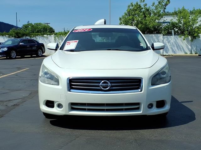 Used 2014 Nissan Maxima 3.5 SV w/ Sport Package FWD image 2