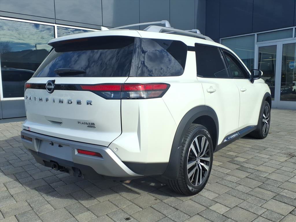 Certified 2023 Nissan Pathfinder Platinum image 3