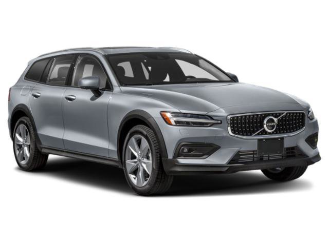 Used 2020 Volvo V60 T5 Cross Country w/ Protection Package Premier image 9