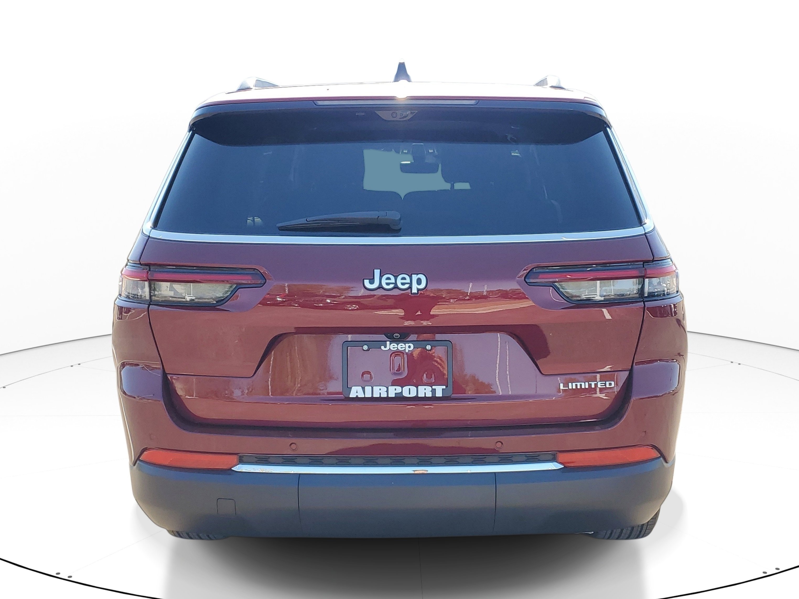 Used 2025 Jeep Grand Cherokee L Limited w/ Luxury Tech Group II image 6