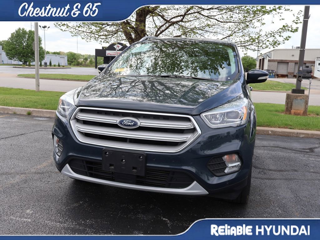 Used 2019 Ford Escape Titanium image 9