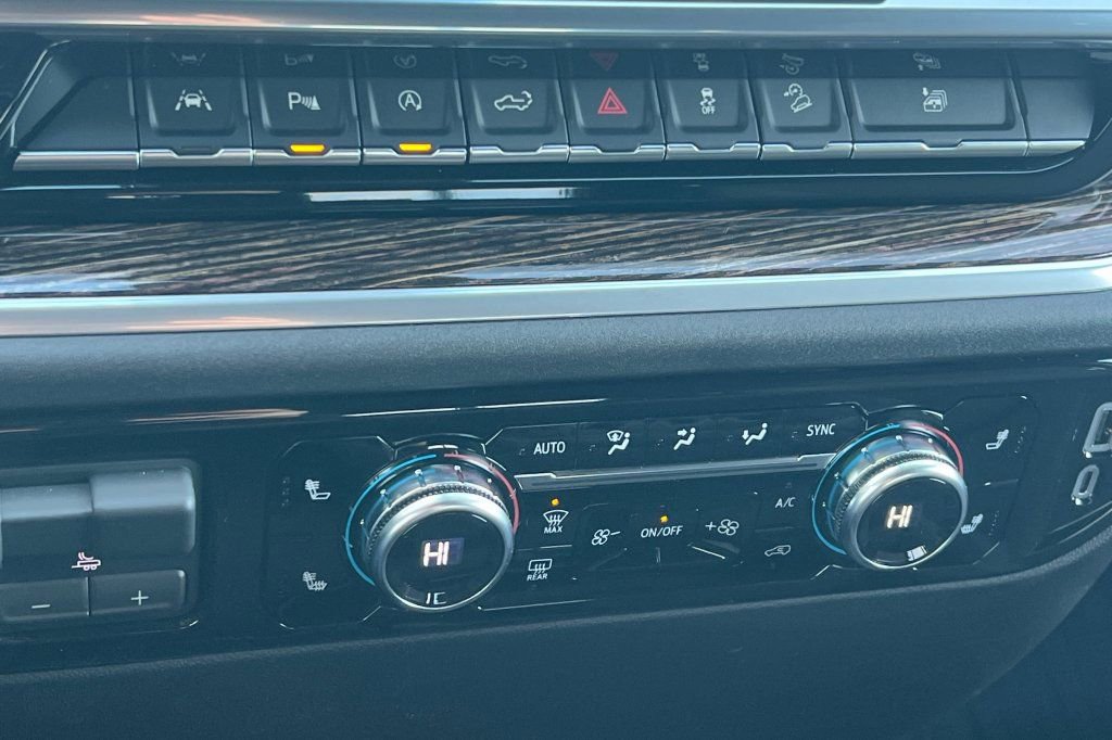 New 2026 GMC Sierra 1500 SLE AWD/4WD image 17