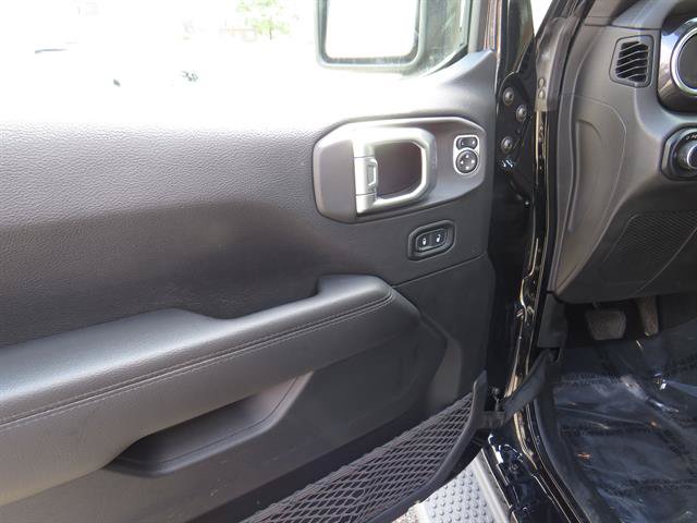 Used 2020 Jeep Wrangler Unlimited Sahara AWD/4WD image 8