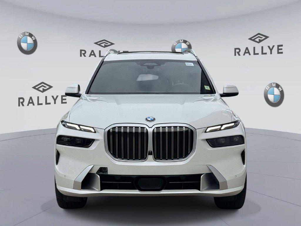 Certified 2024 BMW X7 xDrive40i AWD/4WD image 2