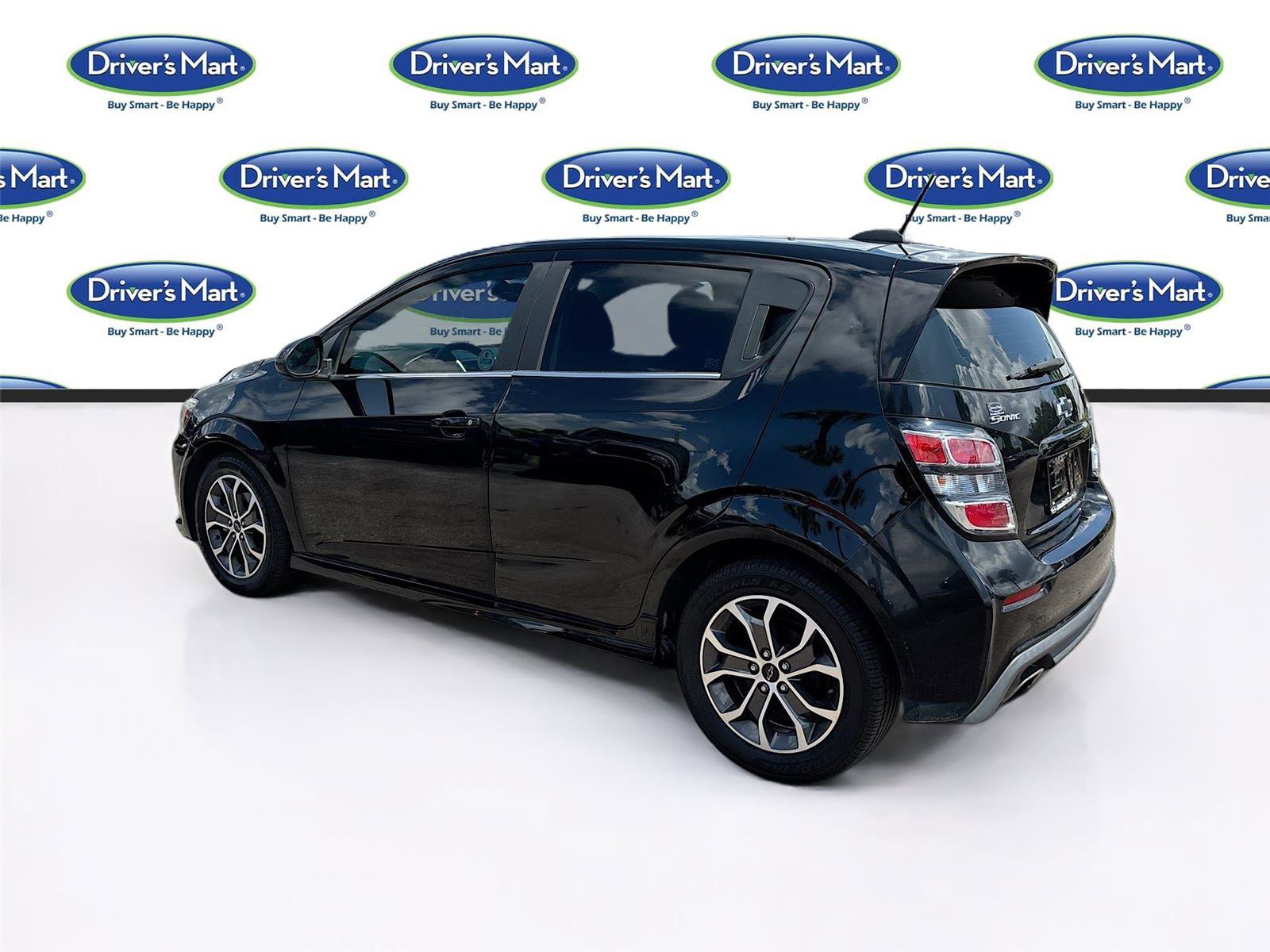 Used 2020 Chevrolet Sonic LT FWD image 5