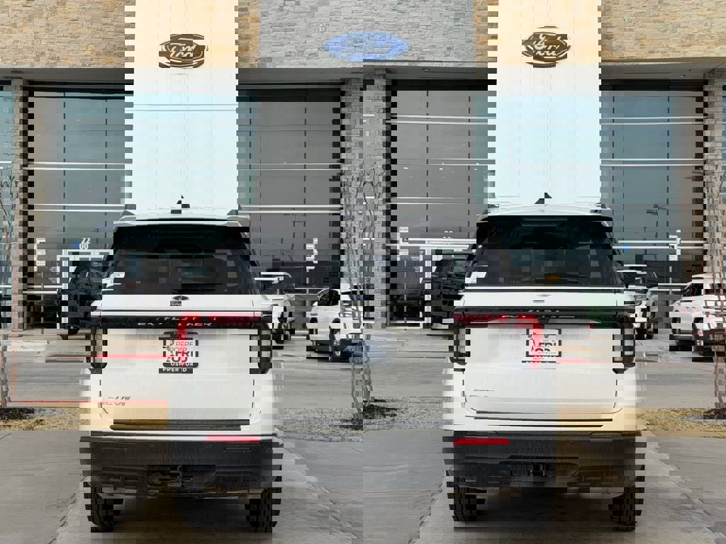 New 2026 Ford Explorer Active RWD image 57