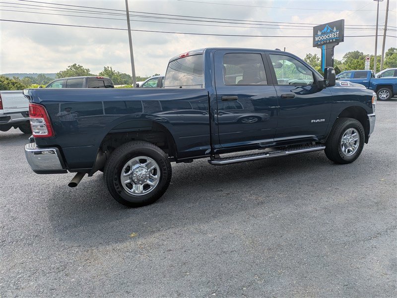 Used 2024 RAM 2500 Big Horn w/ Bed Utility Group image 7