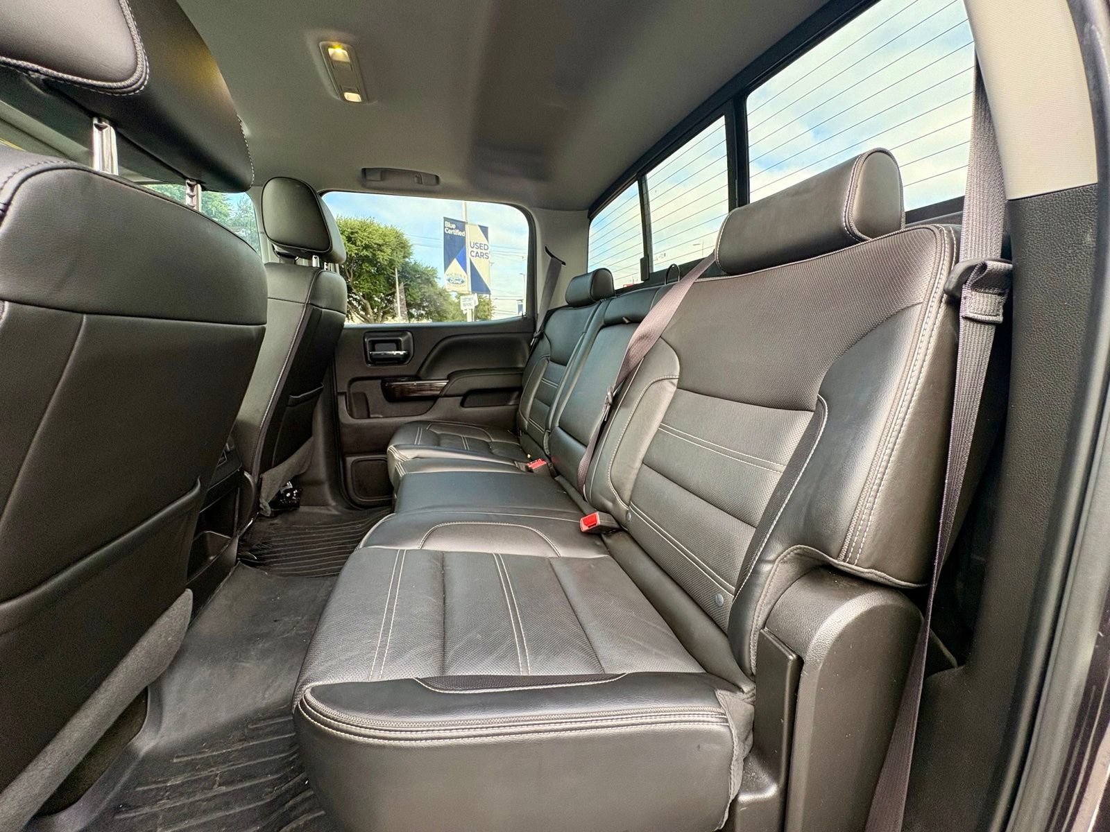 Used 2016 GMC Sierra 2500 Denali w/ Duramax Plus Package AWD/4WD image 17