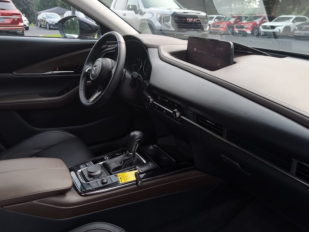 Used 2024 MAZDA CX-30 2.5 Turbo w/ Premium Package AWD/4WD image 8