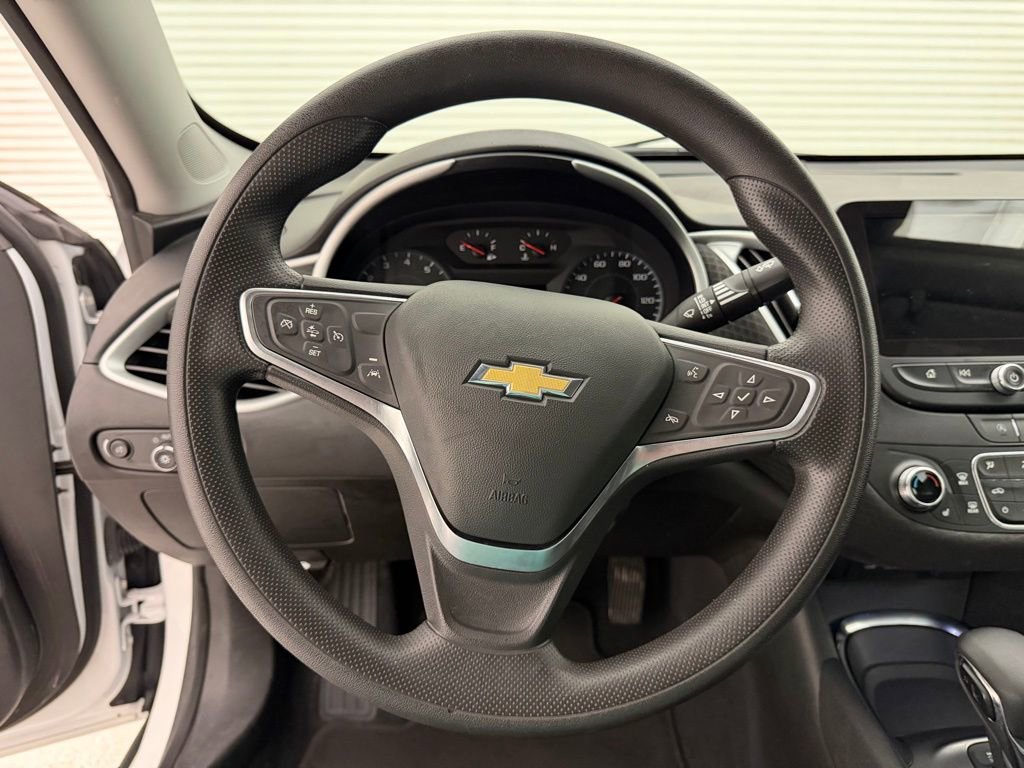 Used 2024 Chevrolet Malibu LT FWD image 24