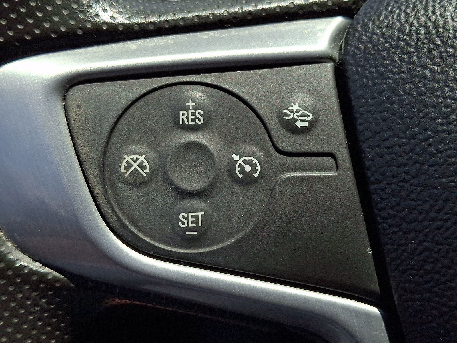 Used 2023 GMC Acadia SLE w/ Driver Convenience Package AWD/4WD image 24