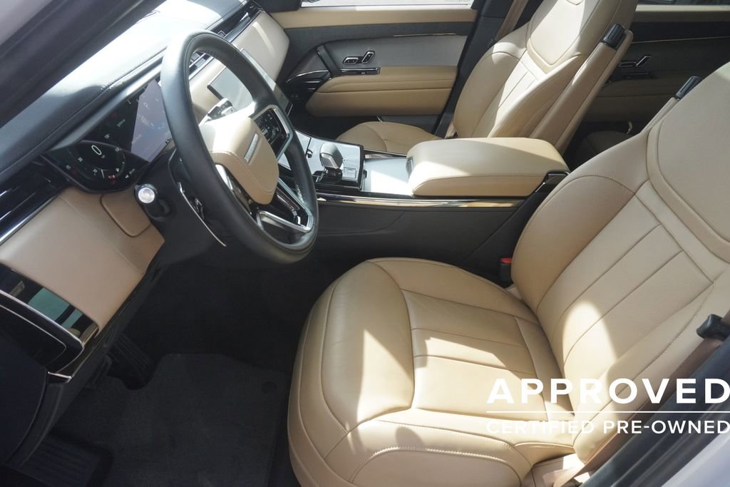 Used 2024 Land Rover Range Rover Sport SE image 19