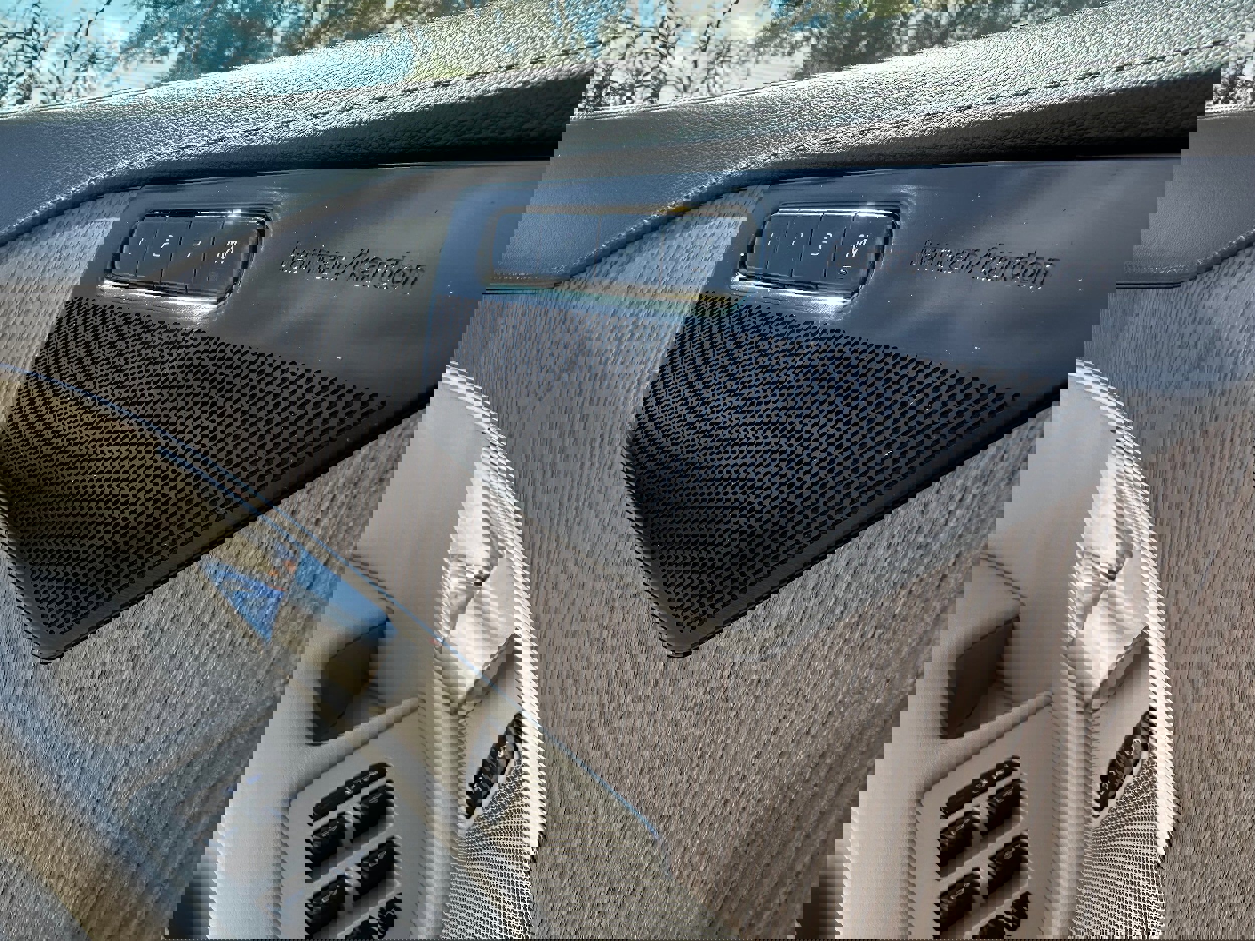 Certified 2023 Volvo XC90 B6 Ultimate image 24