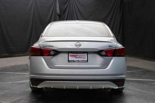 Used 2024 Nissan Altima 2.5 SV image 11