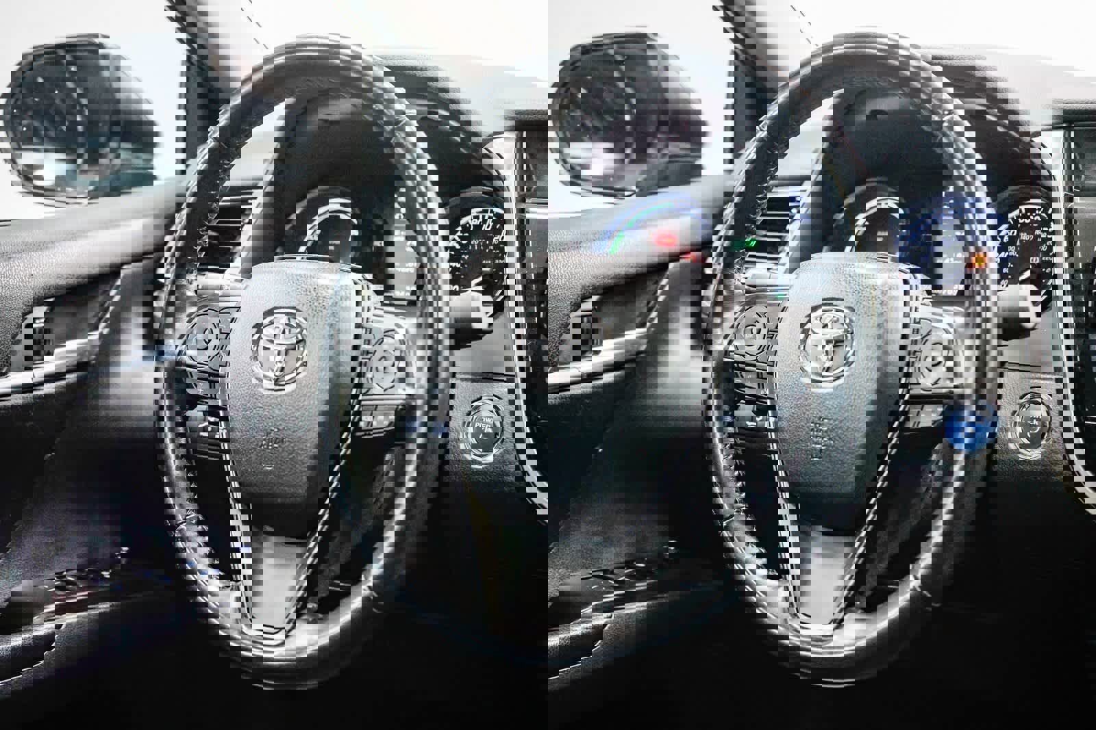 Used 2022 Toyota Camry SE image 15