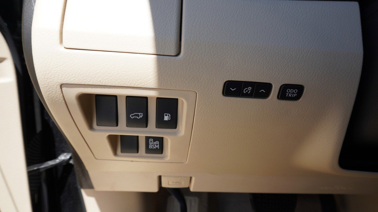 Used 2013 Lexus RX 350 FWD w/ Navigation Pkg image 19