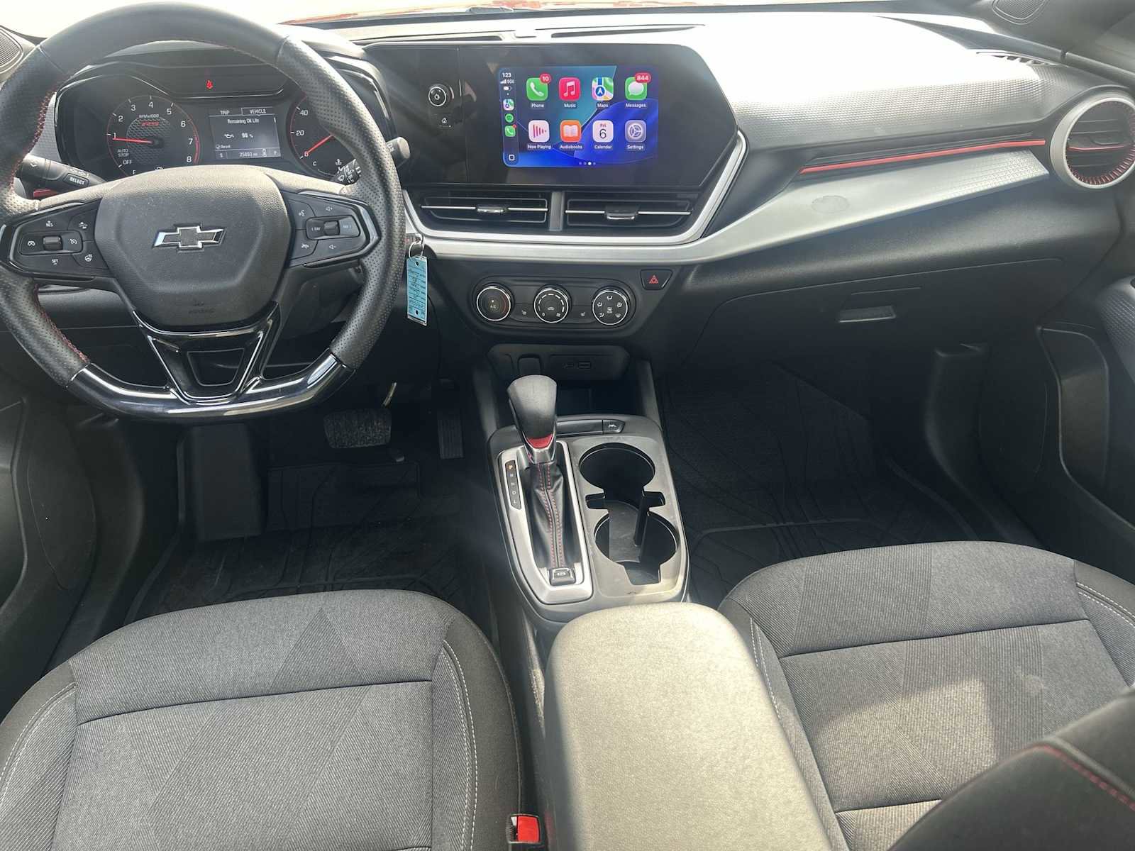 Used 2024 Chevrolet Trax RS w/ Driver Confidence Package image 18