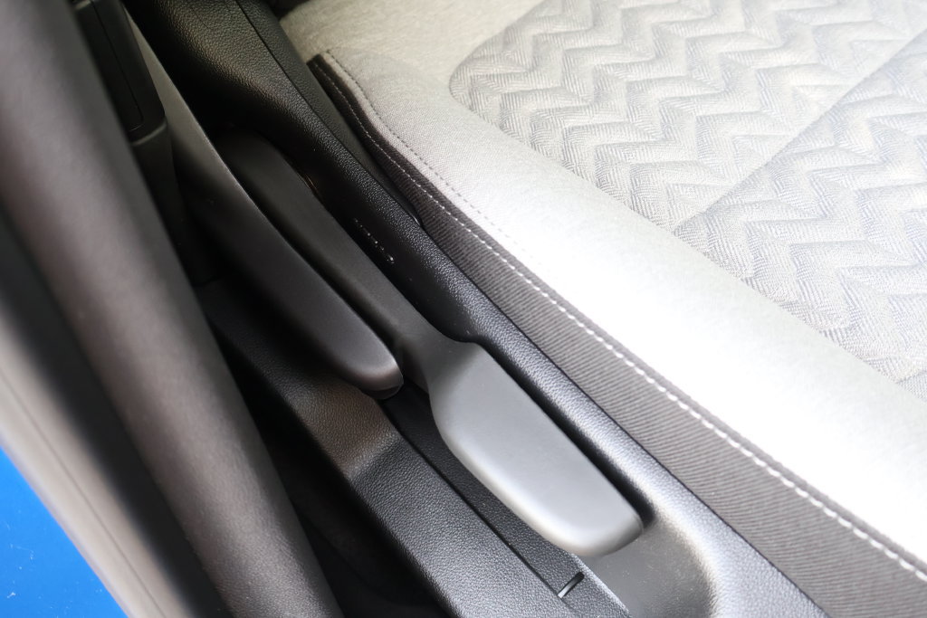 Used 2024 Chevrolet Equinox LS w/ LS Convenience Package FWD image 43