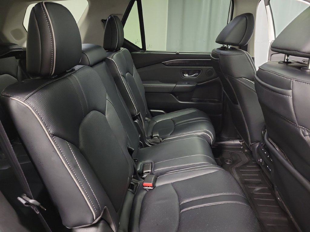 Used 2024 Honda Pilot Elite image 33