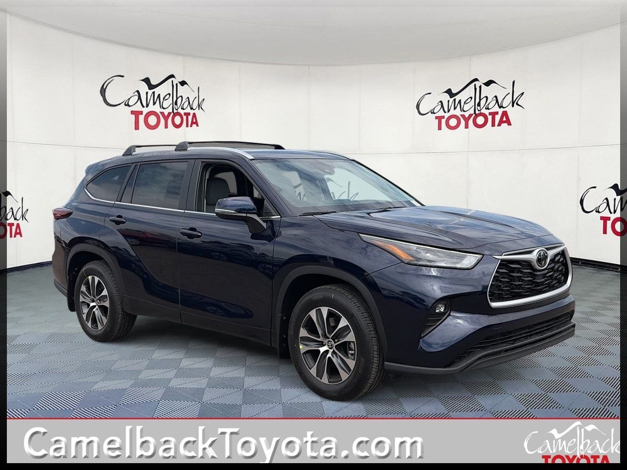 New 2026 Toyota Highlander XLE AWD/4WD image 1