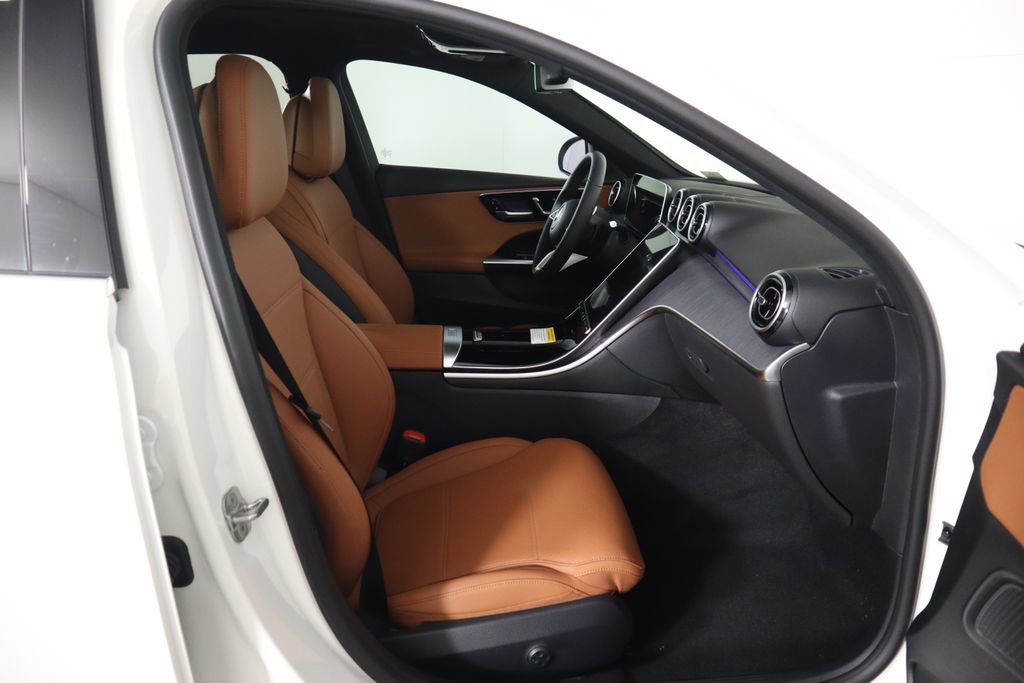 Certified 2025 Mercedes-Benz C 300 Sedan image 21
