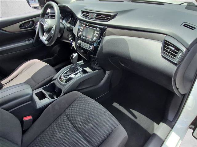 Used 2018 Nissan Rogue Sport S w/ S Appearance Package FWD image 20